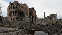 FILE PHOTO: Destroyed facilities are seen at the Azovstal steel plant during the Ukraine-Russia conflict in the southern port city of Mariupol, Ukraine May 22, 2022. REUTERS/Alexander Ermochenko/File Photo/File Photo