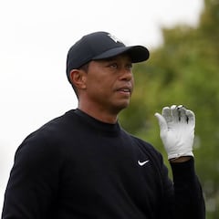 Tiger Woods reta a Nicklaus en un campo público "de expertos"