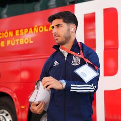 Luis Enrique offers Asensio a lifeline