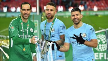 Jugadores del City celebran la conquista de la Carabao Cup.