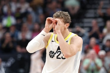 Mexican basketball sensation López has NBA teams on alert