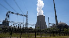 What would happen if Zaporizhzhia nuclear power plant were to explode?