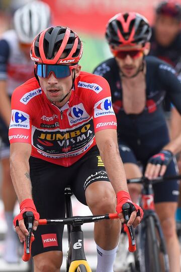 Primoz Roglic entrando en meta.