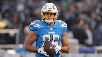 En la segunda jornada de la agencia libre y tras ser el equipo más activo en el mercado, los Patriots firman al ex ala cerrada de los Chargers.