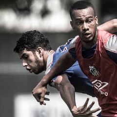 Jonathan Copete también pierde opciones como lateral en Santos