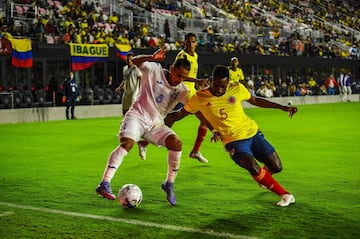 La Selección Colombia venció 2-1 a Honduras en amistoso disputado en Fort Lauderdale con goles de Juan Fernando Quintero y Andrés Colorado. Kervin Arriaga anotó para el equipo del Bolillo Gómez.