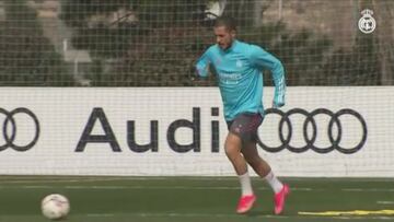 Hazard returns to Real Madrid training 4 kilos lighter