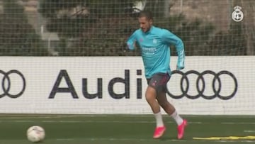 Hazard returns to Real Madrid training 4 kilos lighter