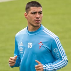 La salida de Olaza, a un paso