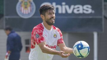Oribe Peralta vuelve a Puebla, donde hizo su último gol