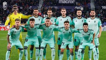 Once inicial en el Ciutat de Valencia.