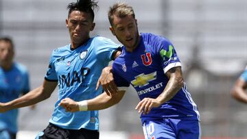 Gast&oacute;n Fern&aacute;ndez frente a Iquique