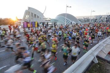 05/12/21
MARATON DE VALENCIA - 







