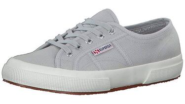 Las mejores ofertas en zapatillas del Black Friday: Reebok, Converse, Superga y más