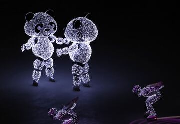 Futurista y colorida ceremonia de clausura de los Juegos Olímpicos de Invierno disputados en PyeongChang (Corea del Sur).