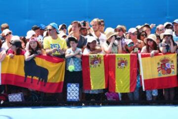 Rafa Nadal no está solo en Melbourne. 