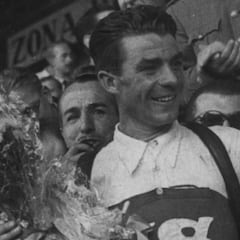 Dos hermanos en el podio y un hijo futbolista