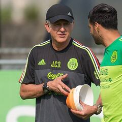 Juan Carlos Osorio: “Carlos Vela tendrá una gran temporada en la MLS”