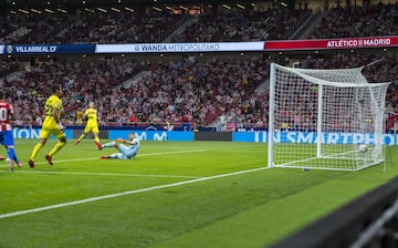 Luis Suárez empató el partido. 1-1.