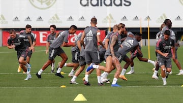 Los jugadores del Real Madrid, durante un entrenamiento esta temporada.