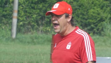 Fernando Velasco, extécnico del América de Cali, habla sobre la situación actual del equipo que juega en el torneo Águila