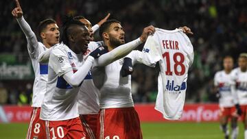 Fekir hace 'un Messi', provoca una invasión y no se arrepiente