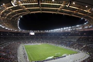Stade de France (Saint-Denis). 80.000