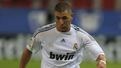Benzema se examina en su vuelta a la titularidad