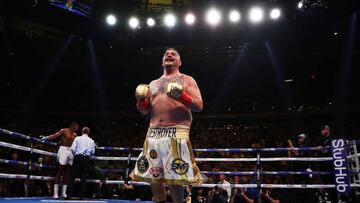 El boxeador mexicoamericano hizo historia al derrotar a Anthony Joshua el sábado pasado y convertirse en campeón de los pesos pesados. Aquí 7 datos que no sabías.