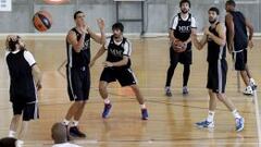 Xavi Pascual dice que estará vigilante con los árbitros