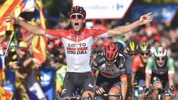 Lotto Soudal's Belgian cyclist Jelle Wallays celebrates as he wins the 18th stage of the 73rd edition of "La Vuelta" Tour of Spain cycling race, a 186.1 km flat route from Egea de los Caballeros to Lleida, on September 13, 2018. (Photo by A