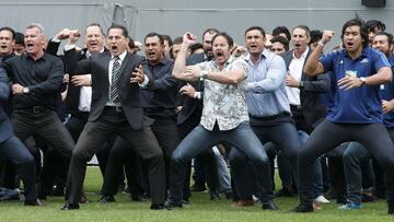 La haka que puso los pelos de punta en el funeral de Lomu