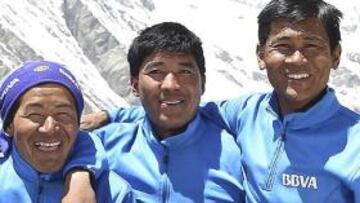 Sherpas, de 'mulas de carga' a dueños de líneas aéreas