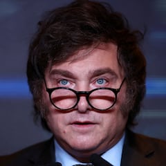 Argentina president-elect goes viral in concerning video