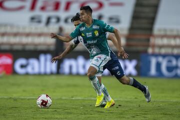 El volante de 24 años ha denotado su calidad en su regreso al máximo circuito. El canterano de Chivas, después de deambular en la división de Ascenso MX, aprovecha su oportunidad en el Guardianes 2020. 