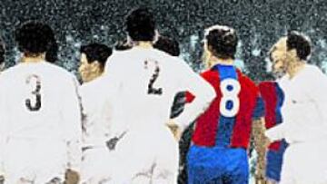 <b>ENCUENTRO CON POLÉMICA. </b>Los futbolistas del Real Madrid reclamaron al árbitro un penalti no señalado en el partido jugado en el Santiago Bernabéu.