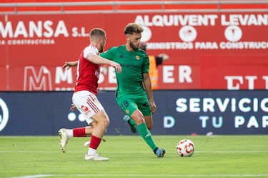 Roberto Torres: “Escucho el himno del Girona y me acuerdo del ascenso; fue brutal”