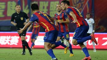 Joan Verdú ‘machaca’ al Zhejiang de Sergi Barjuan