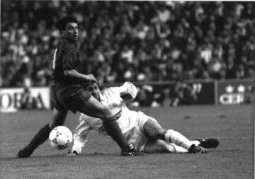 Jug車 con el Barcelona desde la temporada 88/89 hasta la temporada 94/95, y con el Celta de Vigo las dos siquientes temporadas