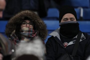 Bufandas y gorros para combatir el frío invernal.