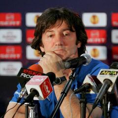 Bakero, de Piqué: "Se necesitan jugadores con personalidad"