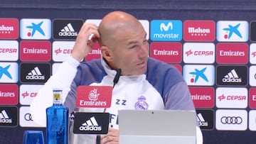 La cara de Zidane con lo que le pasa a Coentrao: ?habla del recto!