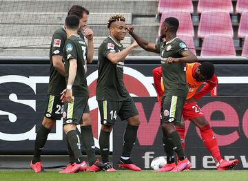 El colombiano Jhon Córdoba fue titular en el encuentro entre Colonia y Mainz en el regreso de la Bundesliga. El partido se disputó en el Estadio Rhein Energie