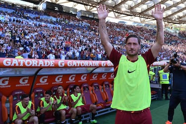Así fue la emocionante despedida de Totti del Roma