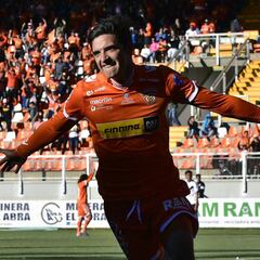 Cobreloa sorprendió a Santiago Morning y escala a la parte alta