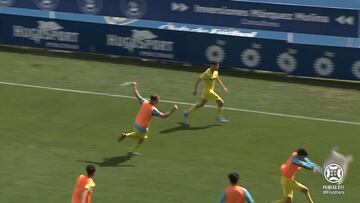 Celebración a lo Alaba y grave incidente en Primera RFEF: "Os tendrían que acuchillar"