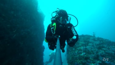 Así trabaja la UNBUDIZ, la unidad especializada en trabajos subacuáticos y desactivación de explosivos de Cádiz