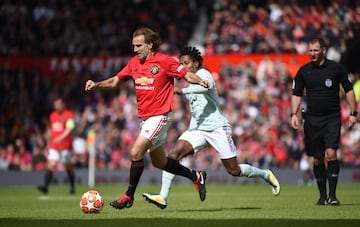 MANCHESTER, ENGLAND - MAY 26: Karel Poborsky of Manchester United in action during the Manchester United '99 Legends v FC Bayern Legends at Old Trafford on May 26, 2019 in Manchester, England. (Photo by Nathan Stirk/Getty Images)