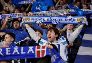 ¿Por qué se conoce a la Real Sociedad como equipo “txuri-urdin” y qué significa en euskera?