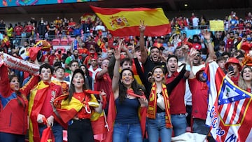 Aficionados de la selección de España.